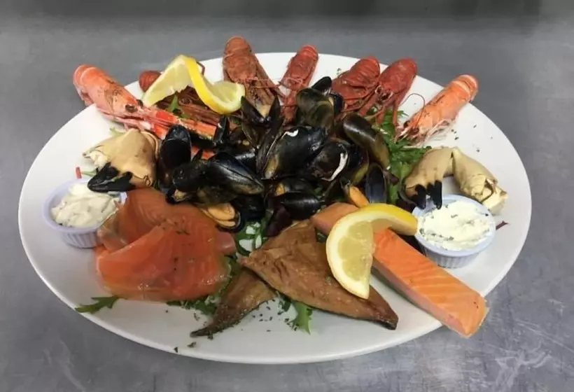 בית מלון כפרי Loch Shiel