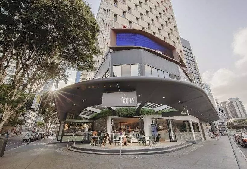 Отель Mercure Brisbane King George Square