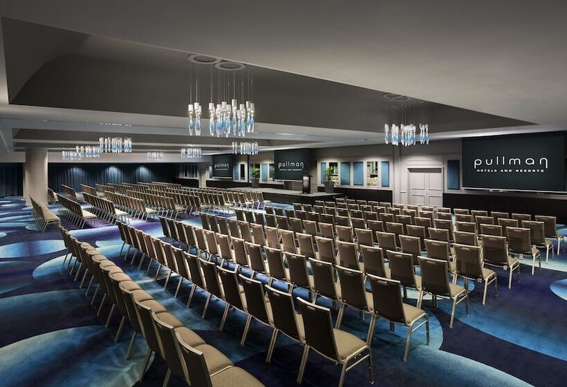 בית מלון כפרי Mercure Brisbane King George Square