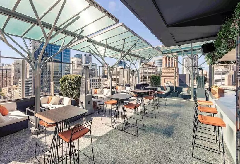 Отель Mercure Brisbane King George Square
