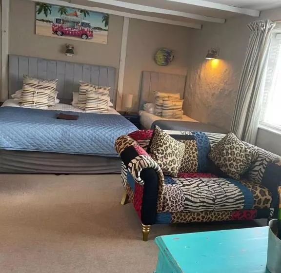 酒店 Molesworth Arms