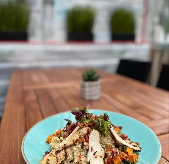 酒店 Molesworth Arms