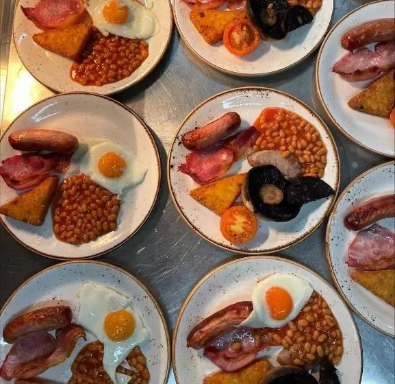 酒店 Molesworth Arms