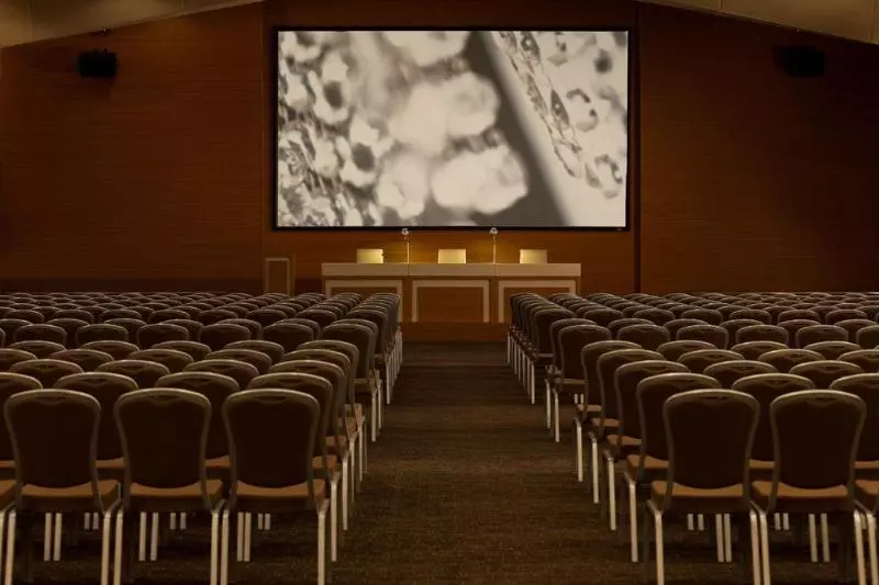 ホテル Renaissance Tlemcen