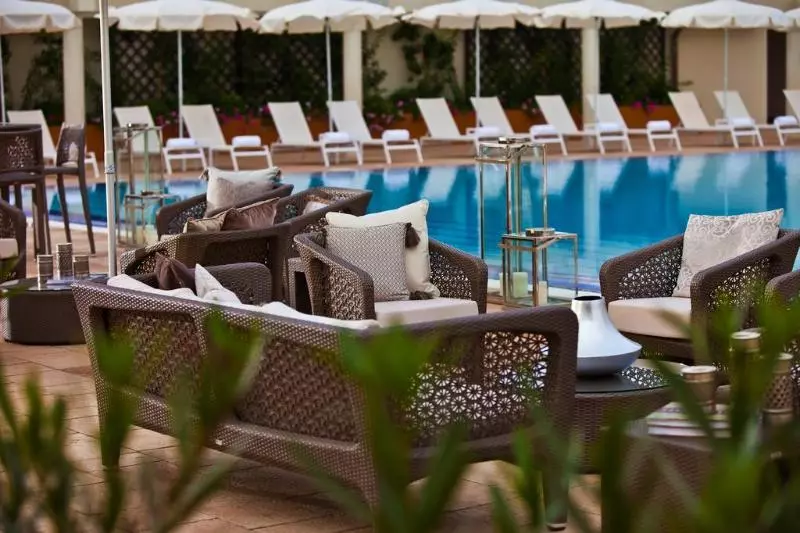 ホテル Renaissance Tlemcen