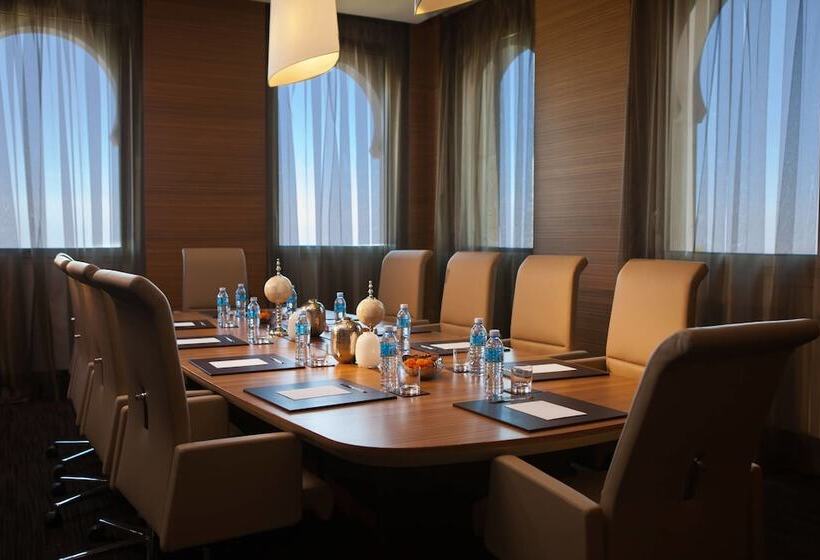 ホテル Renaissance Tlemcen