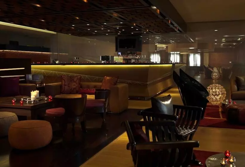 ホテル Renaissance Tlemcen