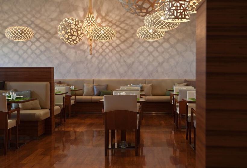 ホテル Renaissance Tlemcen