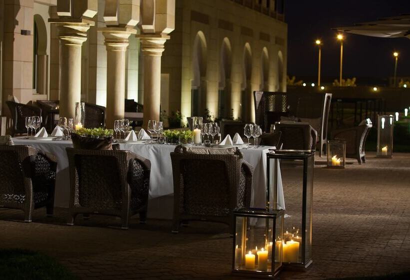 ホテル Renaissance Tlemcen