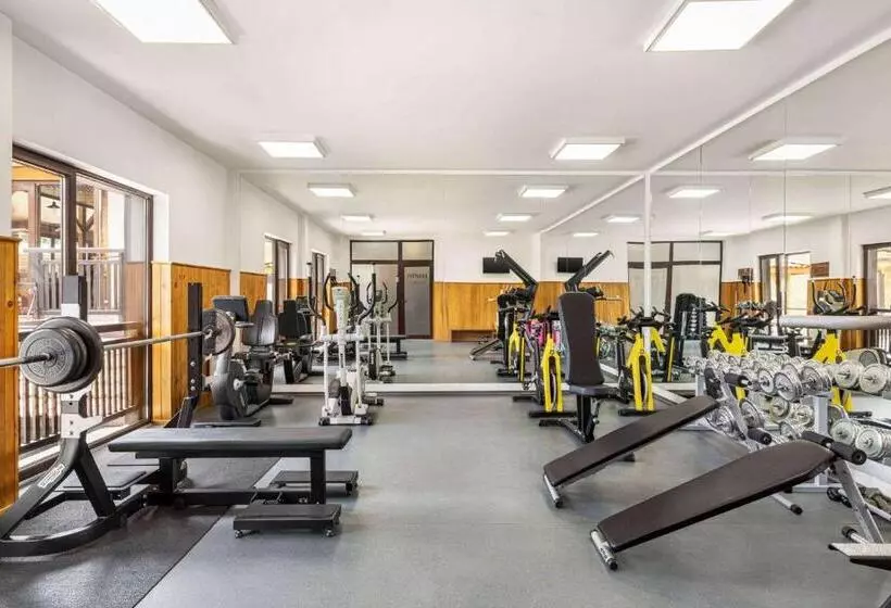 בית מלון כפרי The Balkan Jewel Resort, Trademark Collection By Wyndham