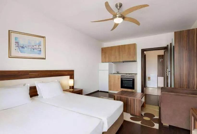 בית מלון כפרי The Balkan Jewel Resort, Trademark Collection By Wyndham