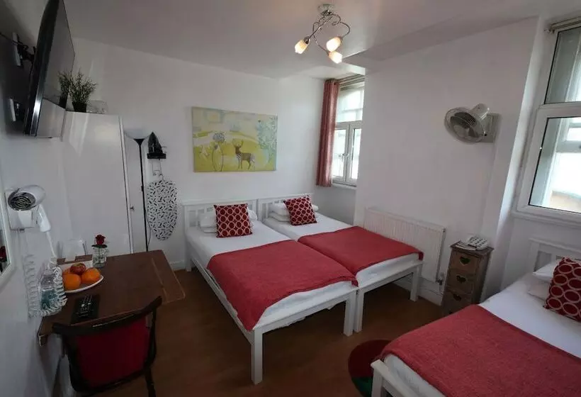 فندق City London