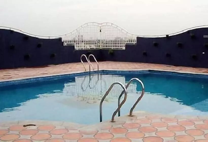 Hotelli The Checkers