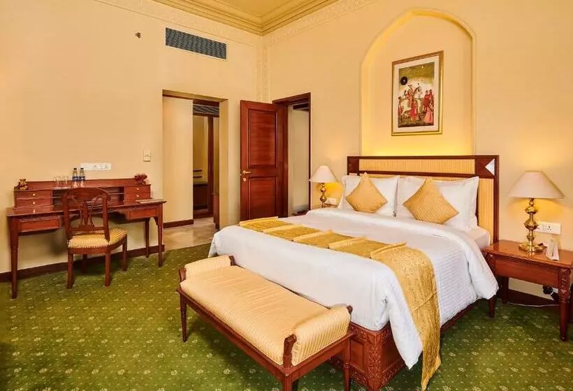 هتل The Ummed Jodhpur Palace Resort & Spa