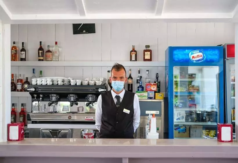 호텔 Torre Guaceto Greenblu Resort