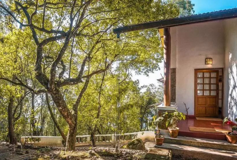 Отель Windermere Estate