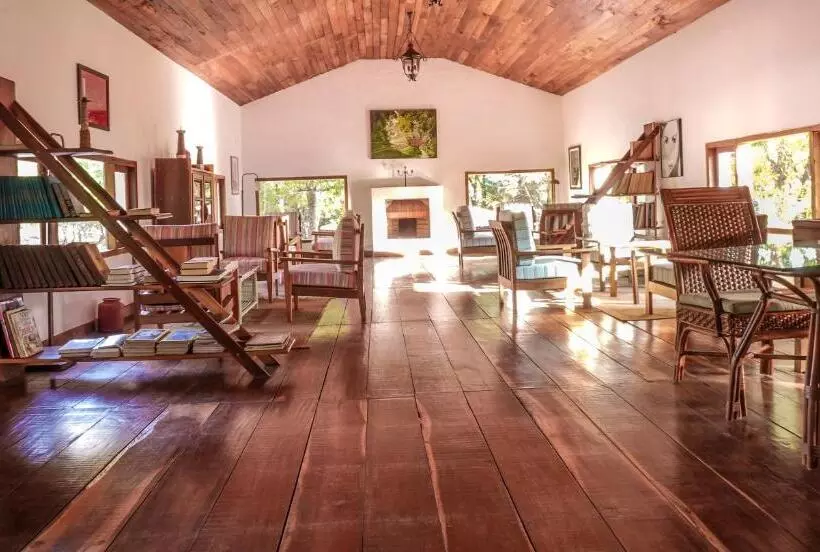 Отель Windermere Estate