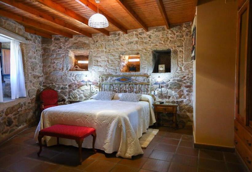 بنسيون Casa Raúl Lires