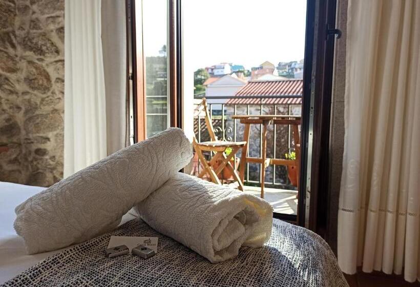 بنسيون Casa Raúl Lires