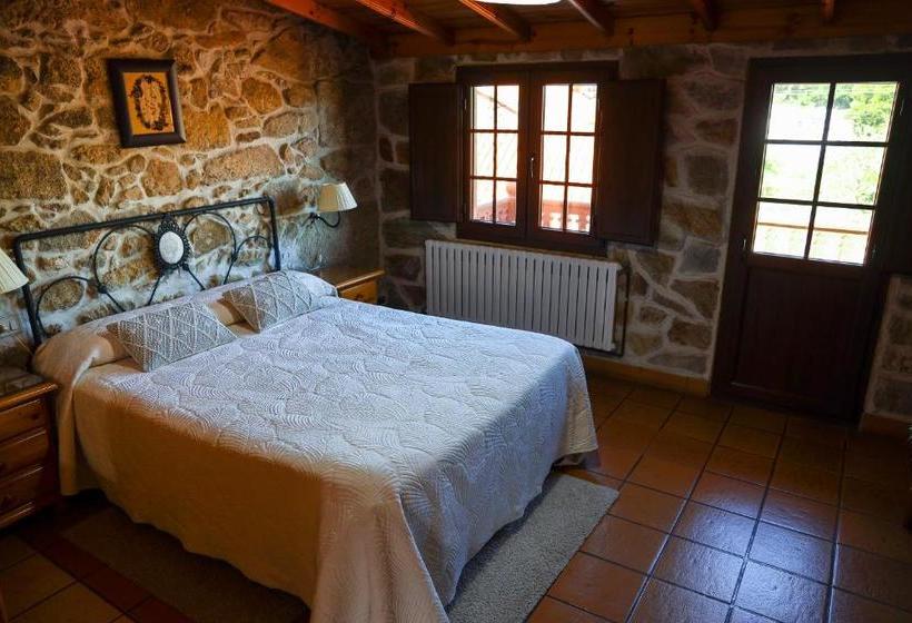 بنسيون Casa Raúl Lires