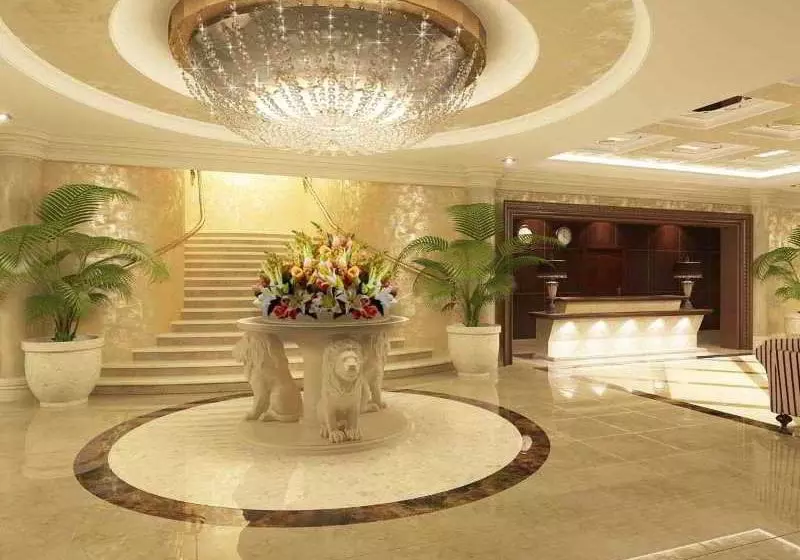 Shakhtar Plaza Hotel