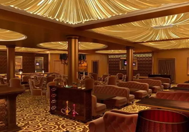 Shakhtar Plaza Hotel