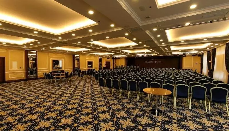 Shakhtar Plaza Hotel