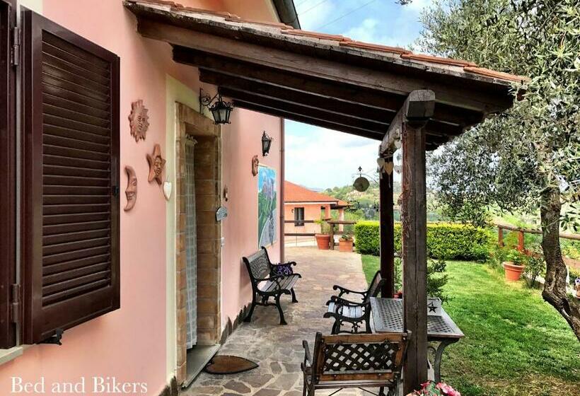 住宿加早餐  Bed And Bikers