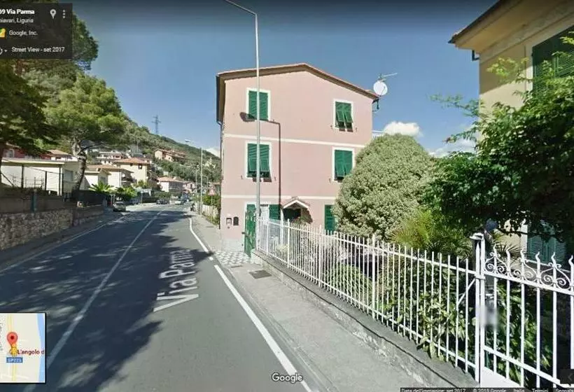 تختخواب و صبحانه L Angolo Di Chiavari