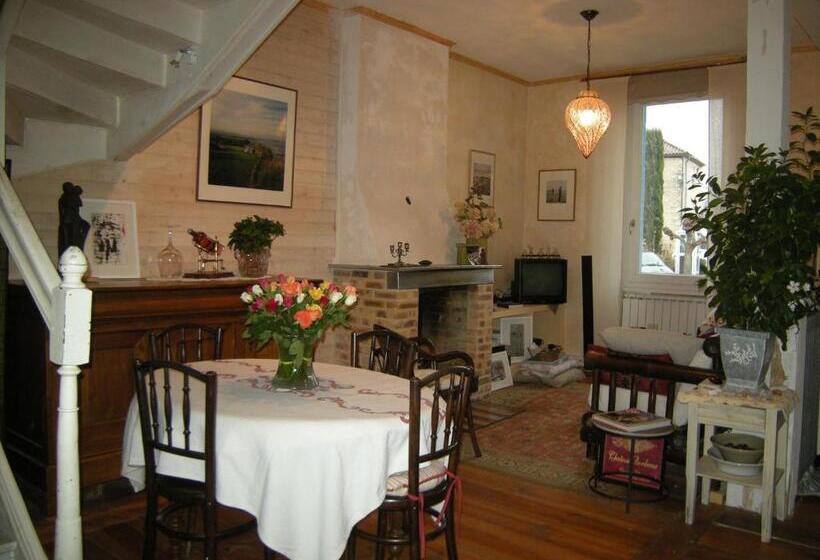 Bed and Breakfast La Maison Sur La Colline