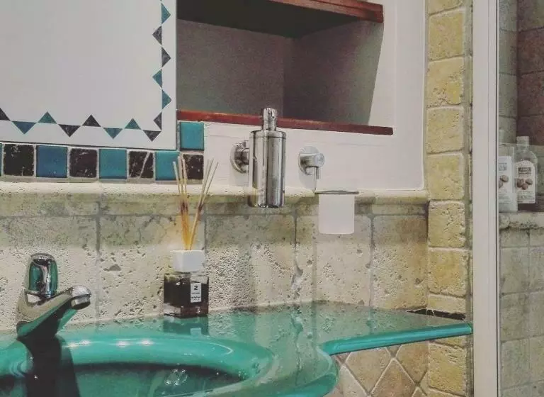 Aamiaismajoitus (B&B) Largo Fileni 7