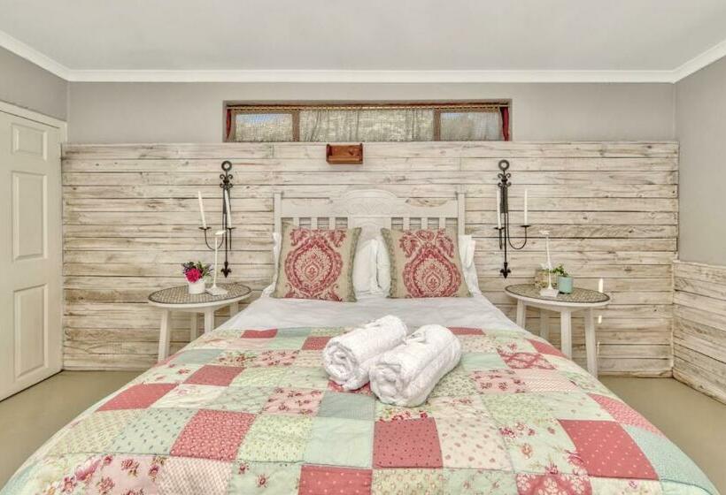 Hotelli Old Sam S Cottage