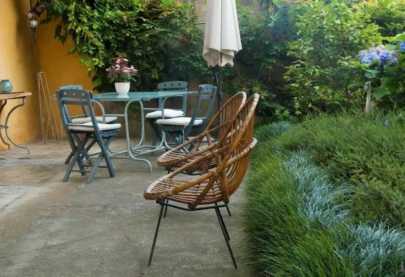 Lunafragola Atelier B&b