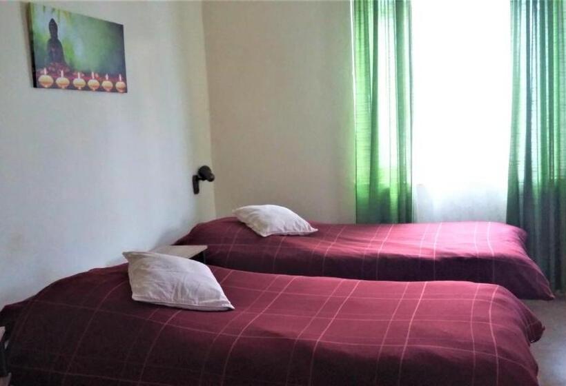 Пансион Neuss Nord