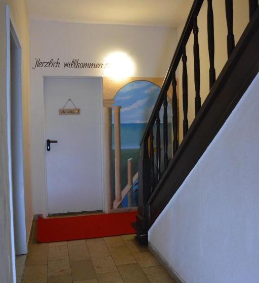 Пансион Neuss Nord