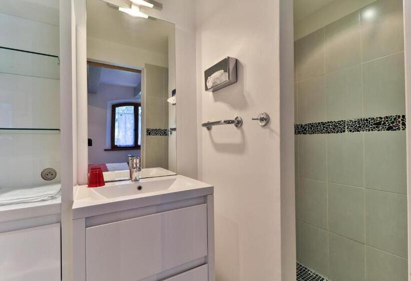 住宿加早餐  Bastide De L Ovalie