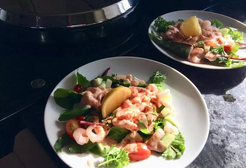 Aamiaismajoitus (B&B) Bryn Teg Barn