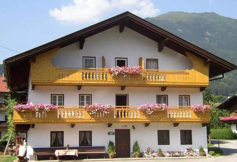 Aamiaismajoitus (B&B) Gästehaus Loithaler