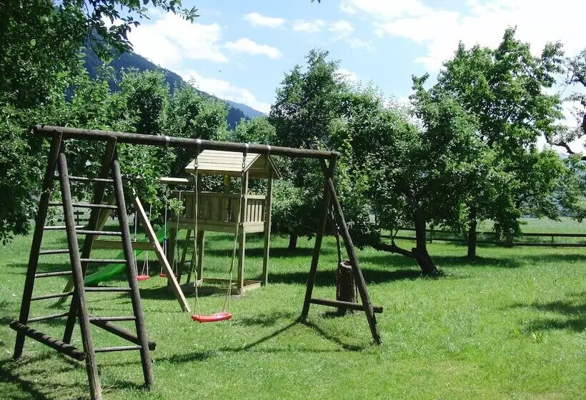 Aamiaismajoitus (B&B) Gästehaus Loithaler