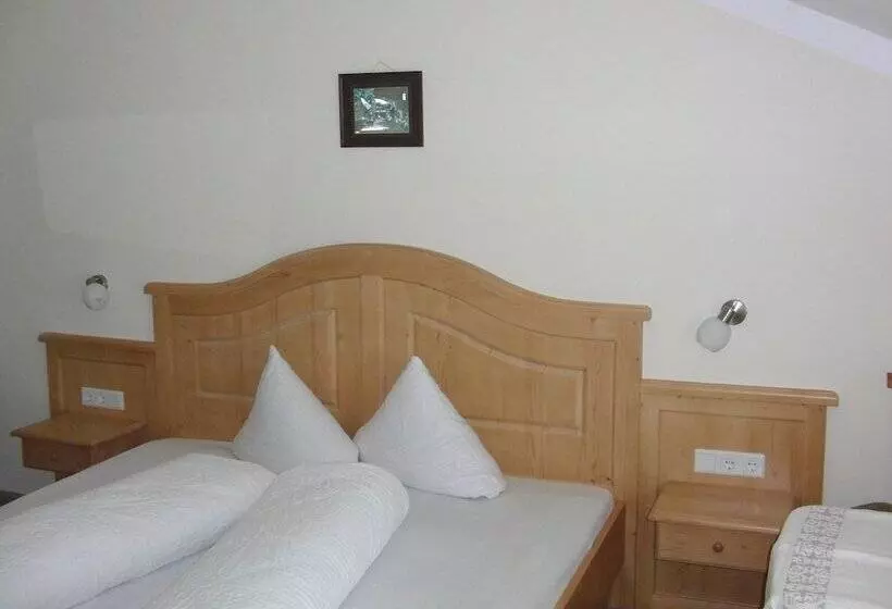 Aamiaismajoitus (B&B) Gästehaus Loithaler