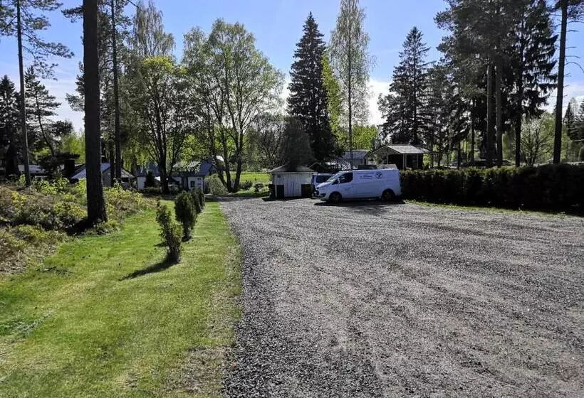 ベッドアンドブレックファースト Hostel Mansikka