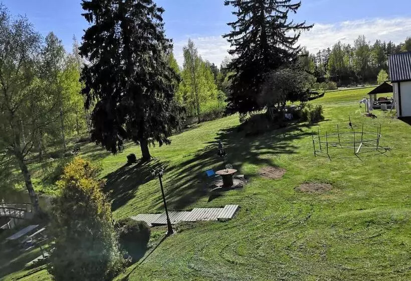 ベッドアンドブレックファースト Hostel Mansikka