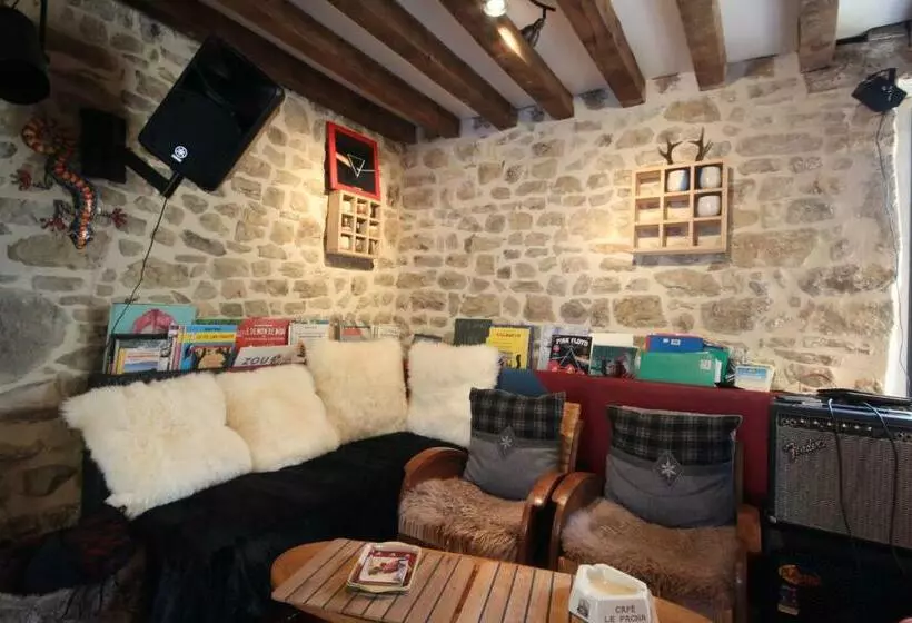 ベッドアンドブレックファースト La Cage Aux Oiseaux