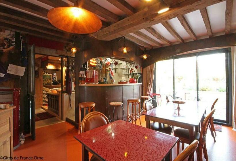 ベッドアンドブレックファースト La Cage Aux Oiseaux