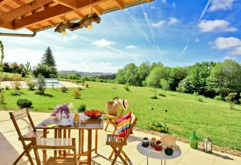 ベッドアンドブレックファースト Les Deux Moiselles   Le Cheyssignaguet