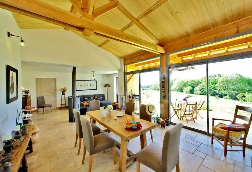 ベッドアンドブレックファースト Les Deux Moiselles   Le Cheyssignaguet