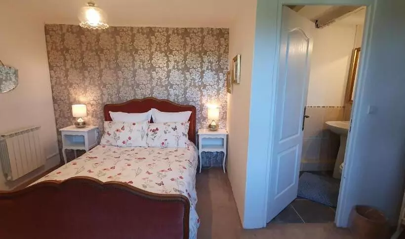 Aamiaismajoitus (B&B) Wisteria House