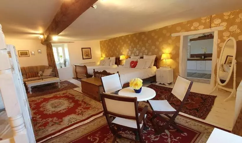 Aamiaismajoitus (B&B) Wisteria House