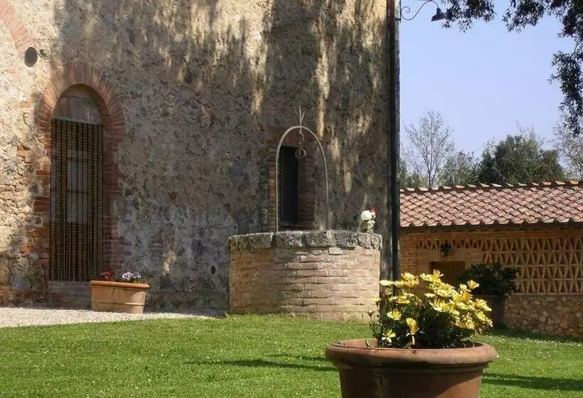 Hotelli Agriturismo Tre Madonne