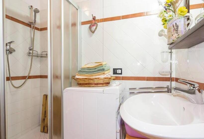 Отель Agriturismo Tre Madonne